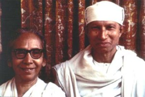 Munindra-ji $ Dipa-ma